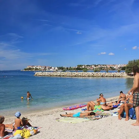 Apartmán Family-friendly With Swimming Pool - Split - 7539