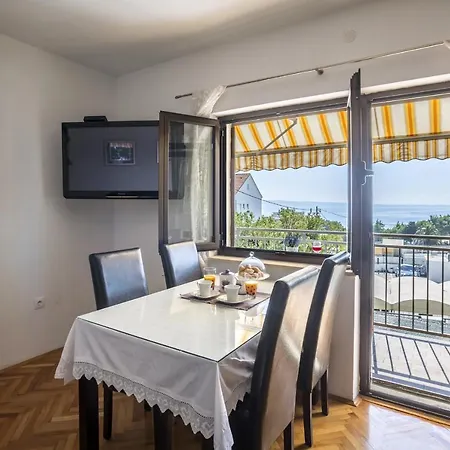 Apartmán Family-friendly With Swimming Pool - Split - 7539 *